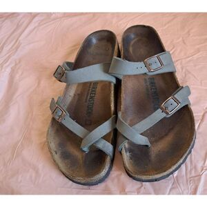 Birkenstock women's size 8.5 -9  womens taupe Neutral sandals